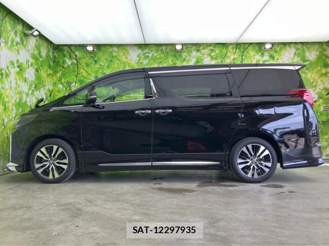 Toyota ALPHARD 2023-02 8330005-1