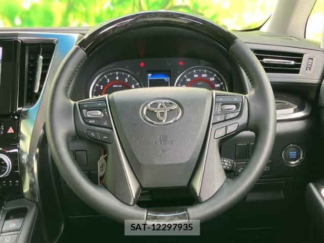 Toyota ALPHARD 2023-02 8330005-15