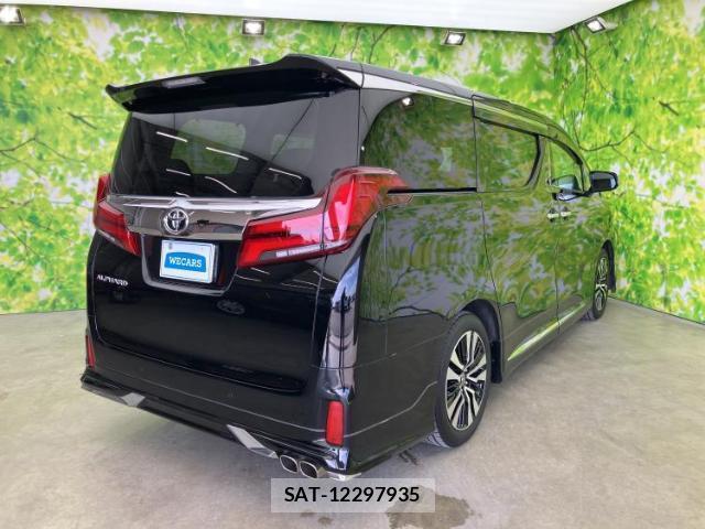 Toyota ALPHARD 2023-02 8330005-2