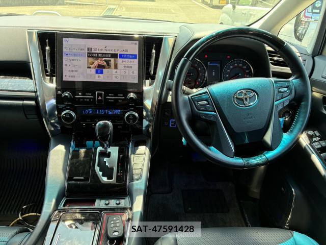Toyota ALPHARD 2021-09 8330266-2