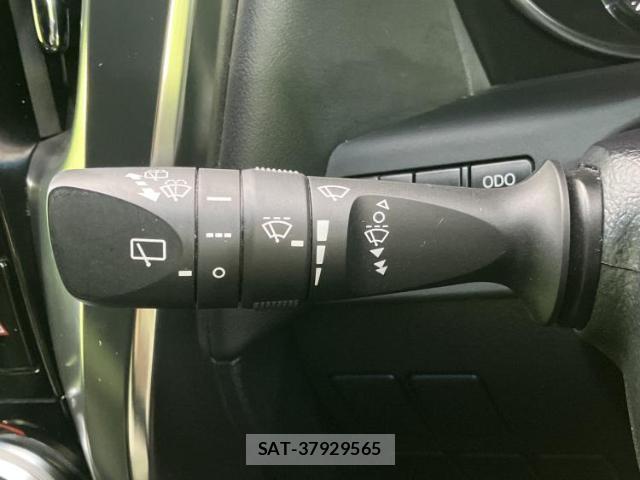 Toyota ALPHARD 2016-09 8330527-15