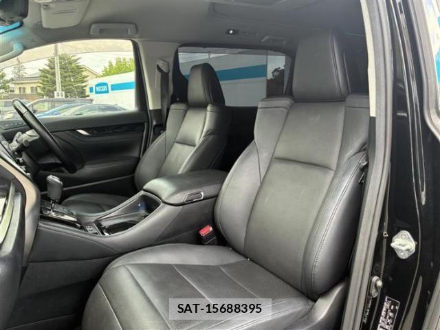 Toyota ALPHARD 2023-03 8330553-4