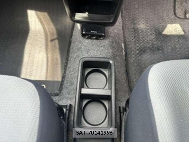 Suzuki ALTO 2017-04 8328002-16