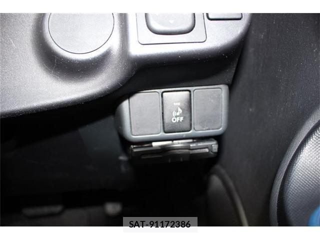 Toyota AQUA 2013-12 8327759-16