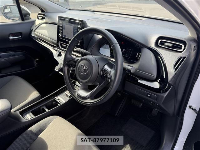 Toyota AQUA 2024-07 8327881-13