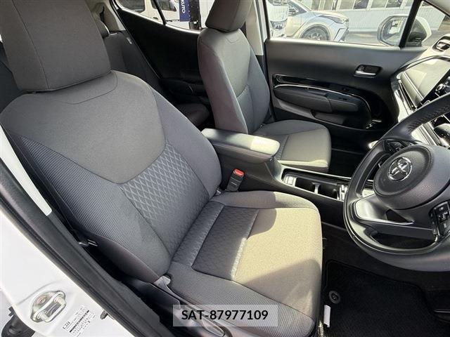 Toyota AQUA 2024-07 8327881-17