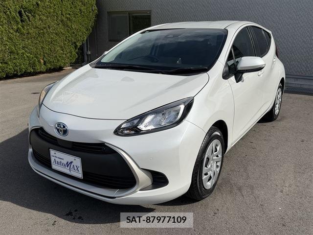 Toyota AQUA 2024-07 8327881-4