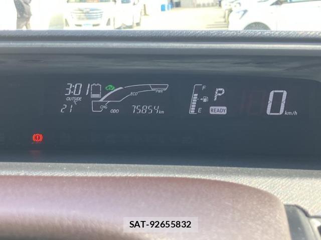 Toyota AQUA 2015-07 8327893-13