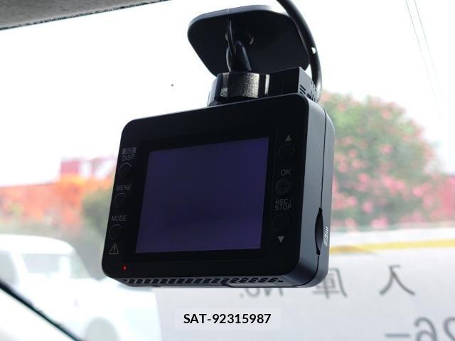Toyota AQUA 2015-07 8328344-16