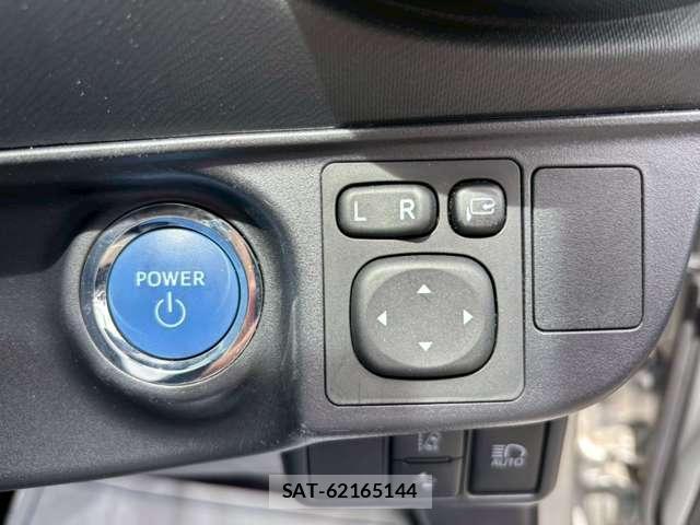 Toyota AQUA 2019-08 8328741-9
