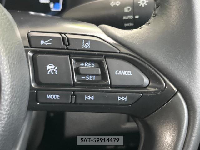 Toyota AQUA 2023-07 8328873-4