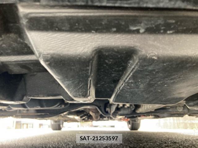 Toyota AQUA 2016-02 8328929-13
