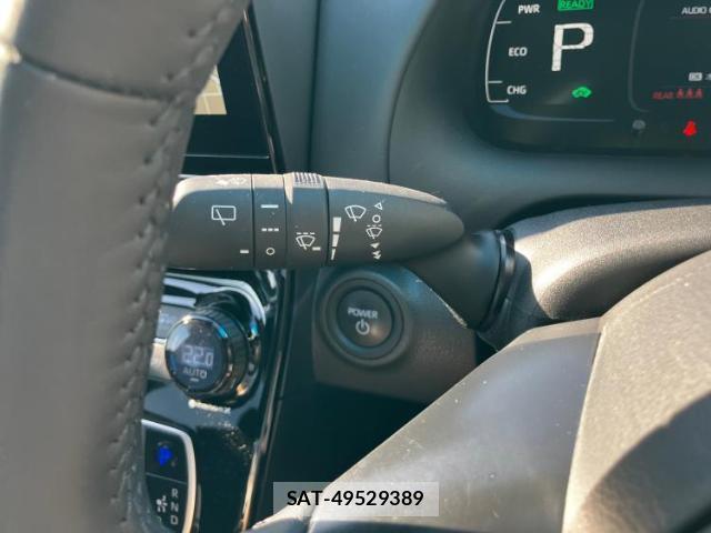 Toyota AQUA 2024-12 8328972-16