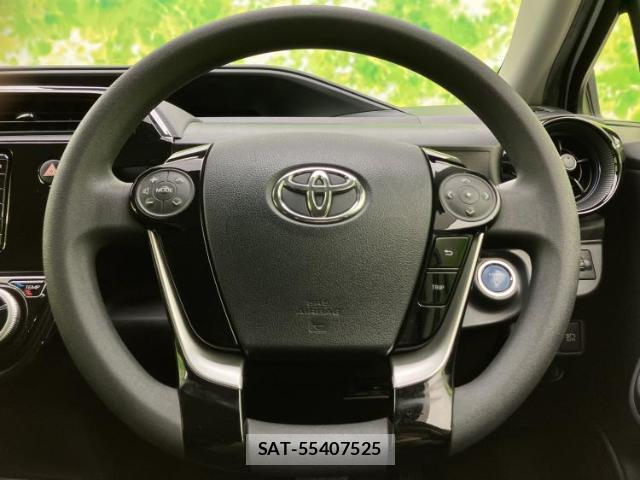 Toyota AQUA 2017-10 8329004-14