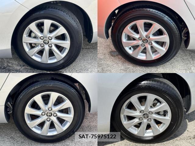 Toyota AQUA 2024-11 8329110-8
