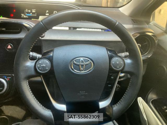 Toyota AQUA 2017-09 8329159-16