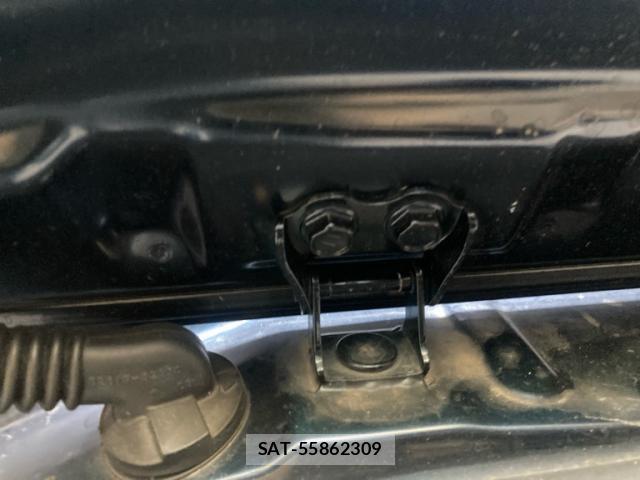 Toyota AQUA 2017-09 8329159-8