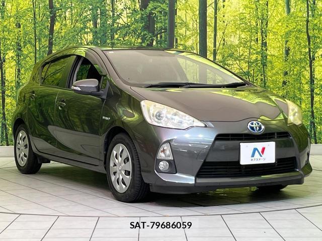 Toyota AQUA 2013-10 8329162-15