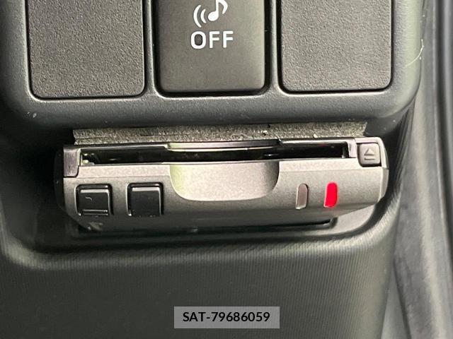 Toyota AQUA 2013-10 8329162-4