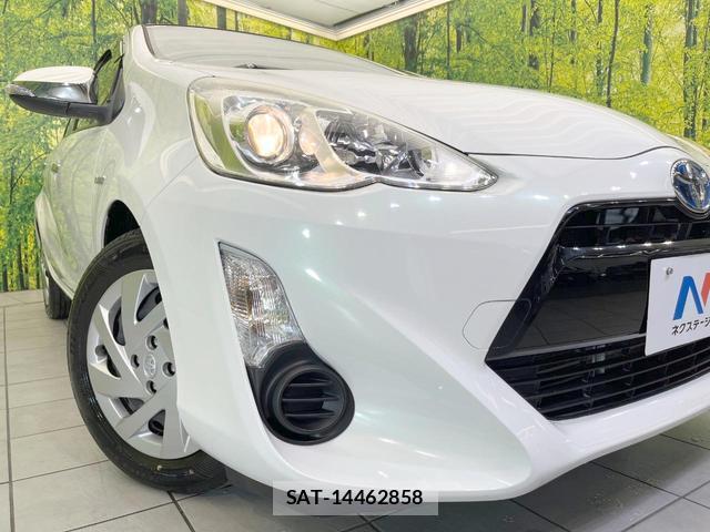 Toyota AQUA 2015-08 8329468-11