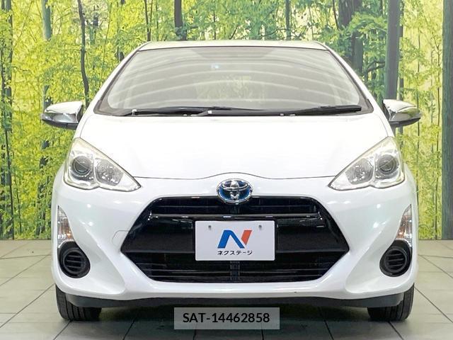 Toyota AQUA 2015-08 8329468-13