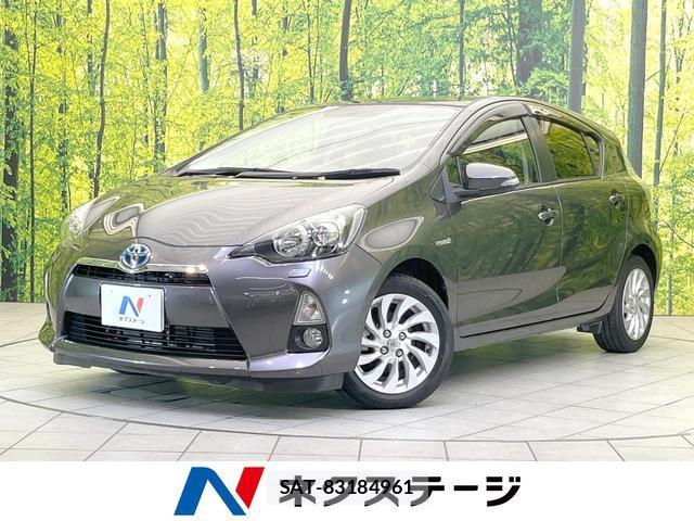 Toyota AQUA 2013-11 8329479-0