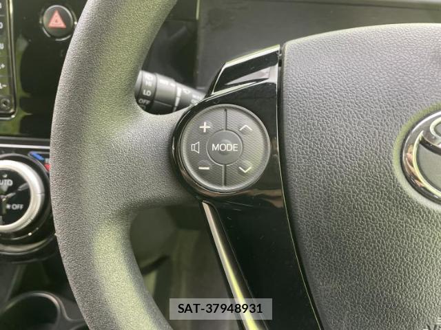 Toyota AQUA 2019-07 8329603-16