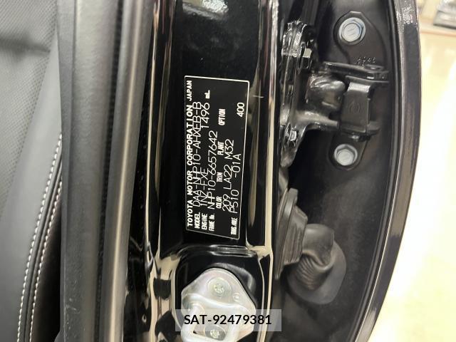 Toyota AQUA 2017-09 8329907-8