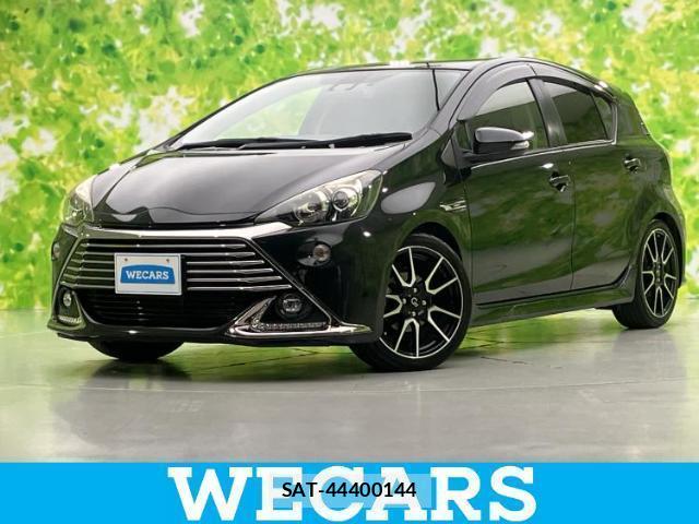 Toyota AQUA 2016-10 8330421-0