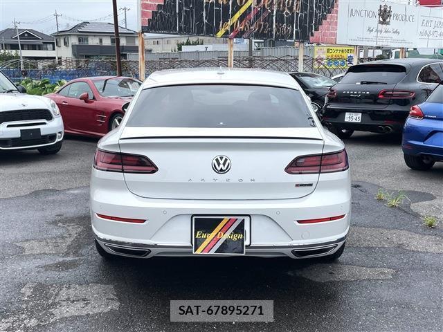 VolksWagen ARTEON 2017-11 8328539-1