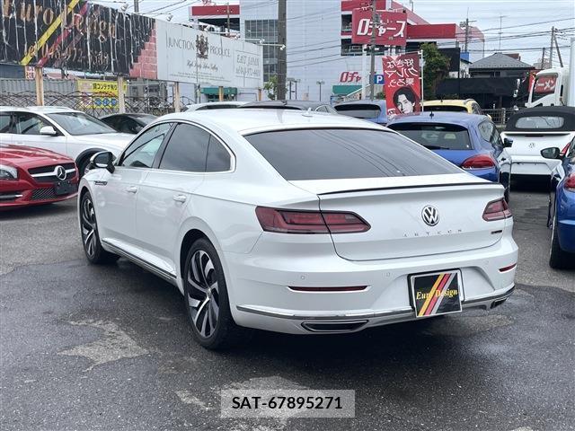 VolksWagen ARTEON 2017-11 8328539-14
