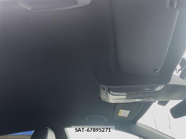 VolksWagen ARTEON 2017-11 8328539-16