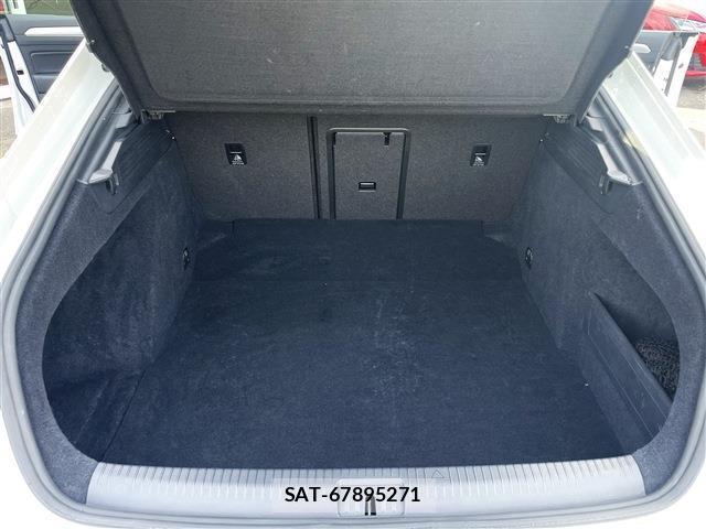 VolksWagen ARTEON 2017-11 8328539-18