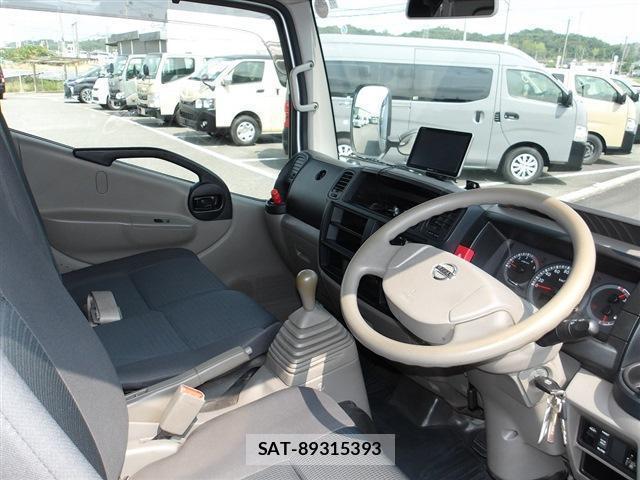 Nissan ATLAS 2017-07 8328459-11
