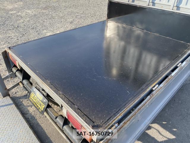 Nissan ATLAS 1996-09 8330679-4