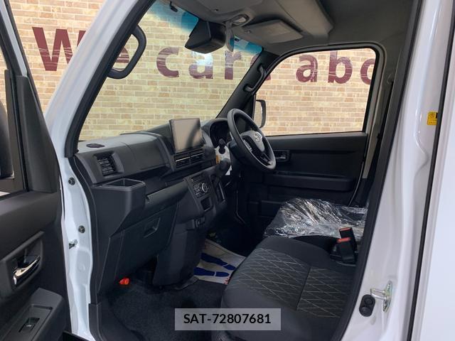 Daihatsu ATRAI 2025-09 8285523-16