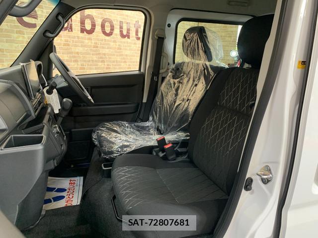 Daihatsu ATRAI 2025-09 8285523-8