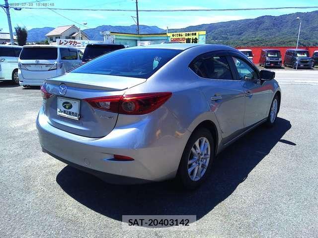 Mazda AXELA 2016-02 8328051-1