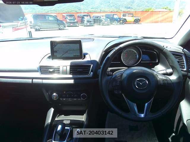 Mazda AXELA 2016-02 8328051-2