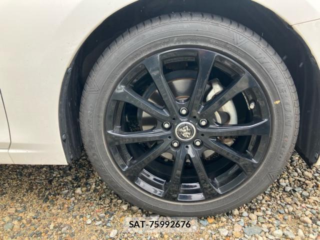 Mazda AXELA 2017-06 8328897-6