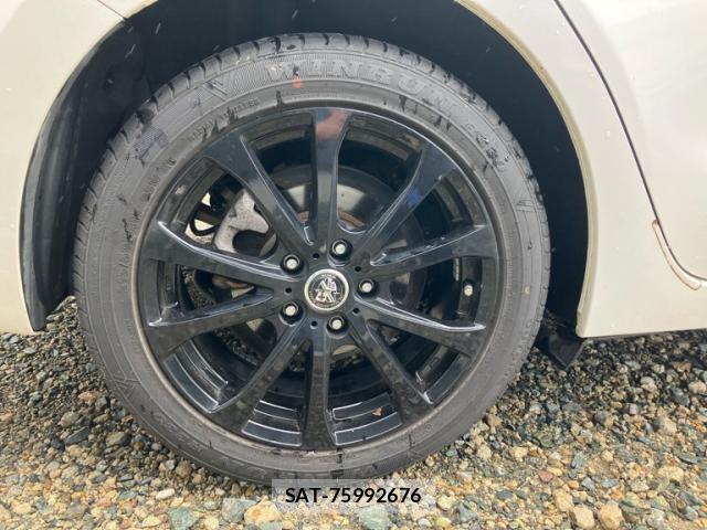 Mazda AXELA 2017-06 8328897-7