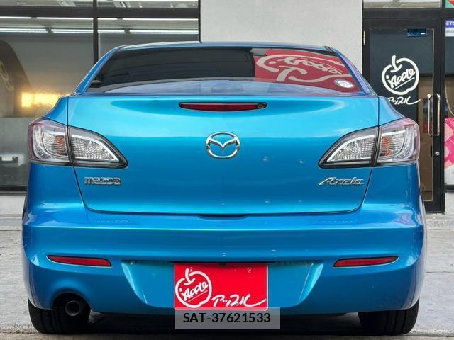 Mazda AXELA 2010-11 8329998-10
