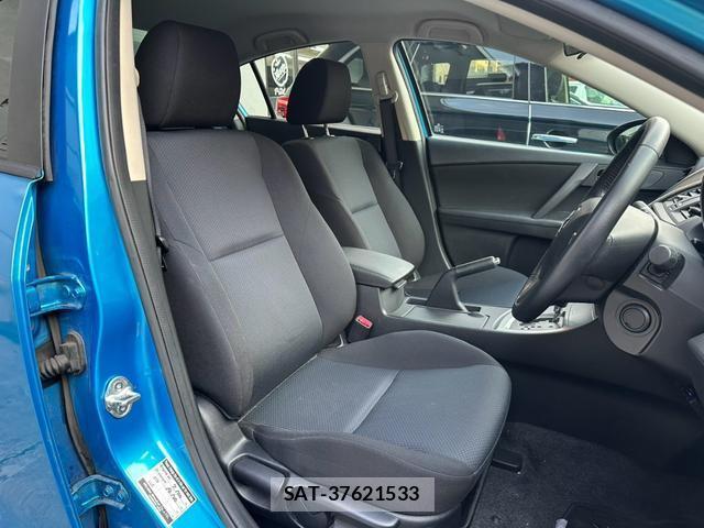 Mazda AXELA 2010-11 8329998-14