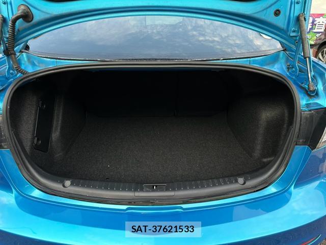 Mazda AXELA 2010-11 8329998-5