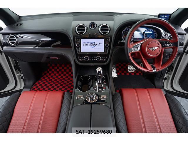 Bentley BENTAYGA 2019-07 8328578-2