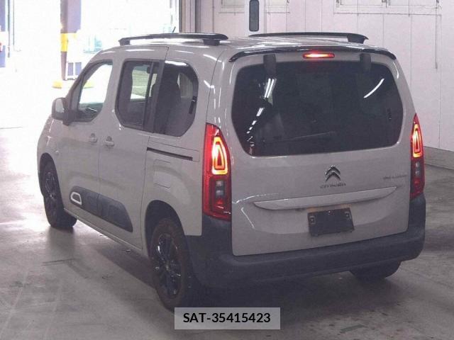 Citroen BERLINGO 2021-07 8330087-4
