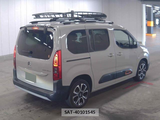 Citroen BERLINGO 2023-05 8330088-1