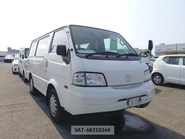 Mazda BONGO VAN 2017-07 8328301-1