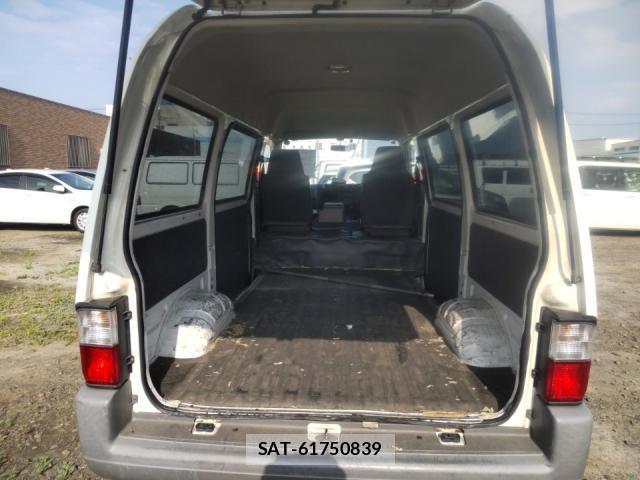 Mazda BONGO VAN 2011-06 8330359-5
