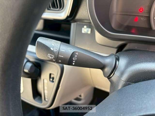 Daihatsu BOON 2017-10 8328739-9